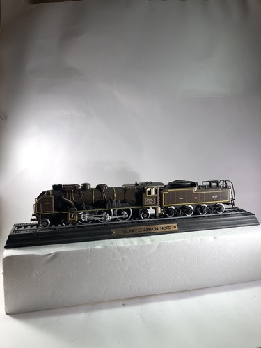 Maquette locomotive vapeur - locomotive,