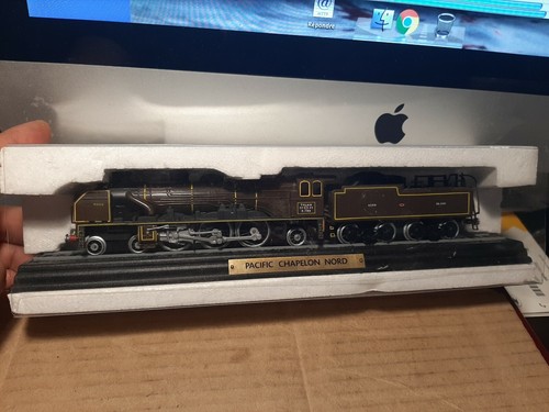 Locomotive train pacific - locomotive,